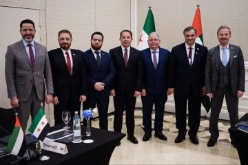  وفد حكومي برئاسة وزراء معنيين بالشانين الاقتصادي يشارك بالقمة العالمية للحكومات 