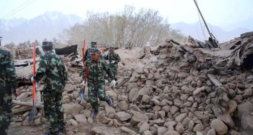 زلزال بقوة 7.3 درجات يضرب منطقة تركستان الشرقية في الصين