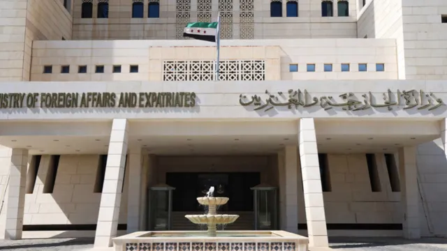 الخارجية السورية تنفي وجود اتفاق أمني مع إسرائيل