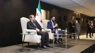 السيد الرئيس احمد الشرع يلتقي وفدا من أبناء الجالية السورية في لندن 