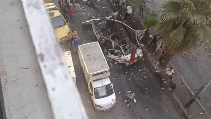 قتلى وجرحى في انفجار عبوة ناسفة داخل حافلة صغيرة بريف دمشق