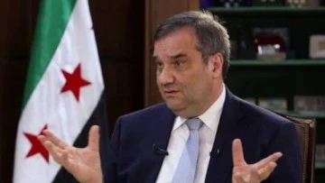 حاكم مصرف سوريا المركزي يرحّب بإلغاء العقوبات الأمريكية ورفع القيود عن الصادرات