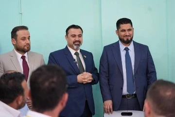 وزير التربية ومحافظ إدلب يتفقدان مراكز التصحيح 