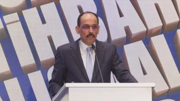 مدير الاستخبارات التركية: مهمّة الحكومة السورية الجديدة ليست بالسهلة