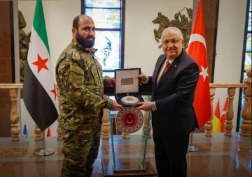 لقاء سوري تركي في انقرة لبحث ملفات الدفاع المشتركة 