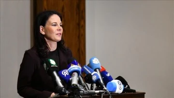 بيربوك من سوريا: على إسرائيل عدم الاعتداء على دول الجوار