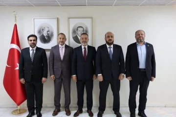 لقاء جمع رئيس غرفة تجارة دمشق وسفير الجمهورية التركية 