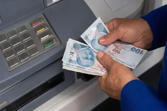 تركيا تفاجئ عملاء البنوك.. مضاعفة حدود المعاملات المالية