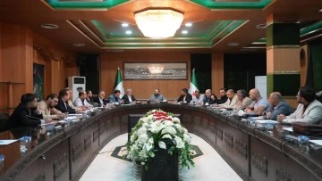 محافظ حلب يترأس ورشة. عمل لبحث واقع الاسواق