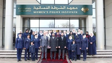 وزير الداخلية المهندس انس خطاب يفتح معهد الشرطة النسائية 