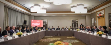 الرئيس الشرع يلتقي في نيويورك رجال أعمال وممثلي كبرى الشركات العالمية