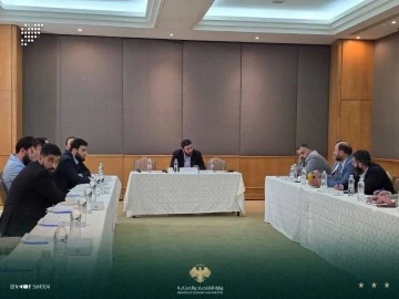 نائب وزير الاقتصاد يبحث في حلب تطوير العمل التجاري وتأهيل البنى الخدمية 