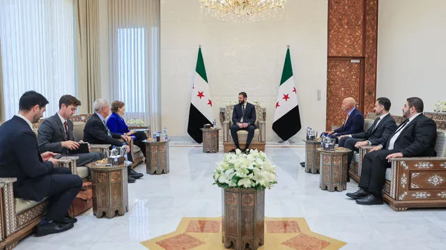 شاهين: دعم سوريا فرصة “للتخلص من إيران وروسيا”