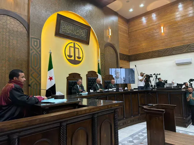أحكام الإعدام بحق رموز نظام الأسد البائد.. العدالة الانتقالية أمام اختبار بناء دولة القانون في سوريا
