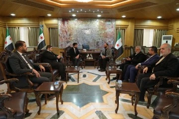 محافظ حلب يستقبل مندوب سوريا الدائم لدى الأمم المتحدة 