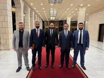 السيد احمد الهلالي المتحدث باسم الفريق الرئاسي عقد لقاء مطول لبحث عدد من الملفات 