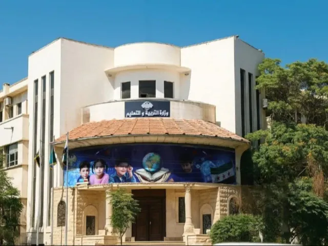 بعد جدل في مجلس الشعب.. وزارة التربية تؤكد منع ضرب الطلاب تحت أي مسوّغ