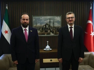 وزير الإعلام السوري يبحث مع السيد برهان دوران شراكة استراتجية 