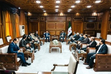 زيارة ميدانية للسيد وزير النقل ومحافظ اللاذقية 