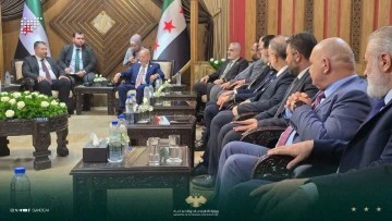 الشعار يبحث مع نائب وزير الصناعة والتكنولوجيا التركي آفاق الشراكة الصناعية والاقتصادية 