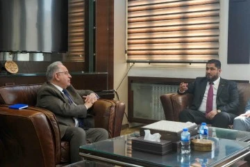 وزير الماليه يبحث مع محافظ إدلب التحضيرات لمناقشة الموازنة والمشاريع الاستثمارية في المحافظة
