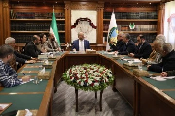 استقبل رئيس غرفة تجارة حلب وفد الشركة ممثلا بالسيدة خديجة يلماز 