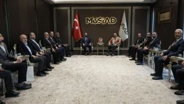 محافظ حلب يلتقي “موصياد” في إسطنبول لتعزيز التعاون الاقتصادي والاستثماري