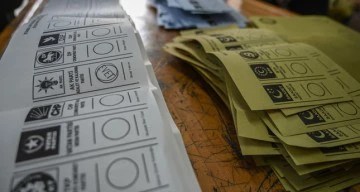 المجلس الأعلى للانتخابات يكشف عن عدد الأحزاب المشاركة في السباق الرئاسي والبرلماني المقبل