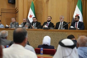 وزير الزراعة ومحافظ حلب يبحثان.  خطط تطوير القطاع. الزراعي 