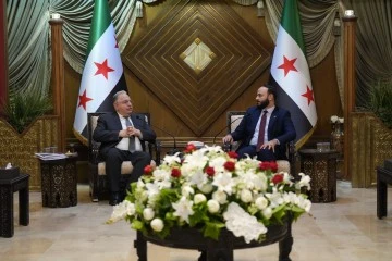 وزير المالية يبحث مع محافظ حلب دعم الانعاش الاقتصادي 