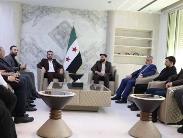 السيد محافظ حلب يزور مديرية الإعلام ويطلع على سير العمل 