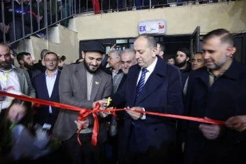 وزير الرياضة والشباب ومحافظ حلب يفتتح صالة الشهباء 