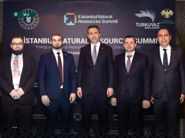 سورية تقدم رؤيتها الاستراتيجية لقطاع الطاقة في قمة اسطنبول 