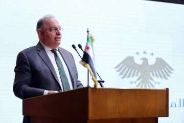 الوزير برنية العملة الوطنية رمز مهم من رموز السيادة الوطنية 