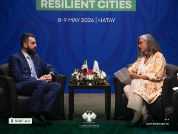 مشاركه سورية رسمية في اجتماع تحضيري في تركيا 