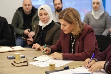  الشؤون الاجتماعية والمنظمات تناقش دعم المتضررين بالشمال السوري 
