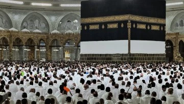 "يوم التروية".. بدء رحلة ضيوف الرحمن في رحاب المشاعر المقدسة