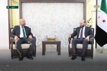 وزيرا الطاقة والطوارىء يبحثان وضع سياسات ومعايير السلامة 