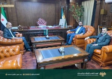 رئيس الهيئة للمنافذ والجمارك يبحث مع المبعوث الرئاسي تنظيم المنافذ بالحسكة