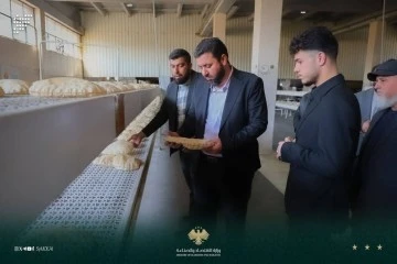 نائب وزير الاقتصاد والصناعة يتفقد الواقع التمويني في منبج 