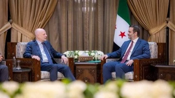 وزير الخارجية والمغتربين يلتقي نائب المبعوث الخاص للأمين العام للأمم المتحدة 