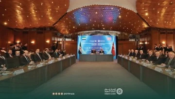 اتحاد غرف التجارة السورية يشارك في أعمال اجتماع الأول للجنة الاقتصادية 