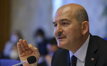 وزير الداخلية التركي: السوريون أهلنا ولا يمكننا إرسالهم إلى الموت
