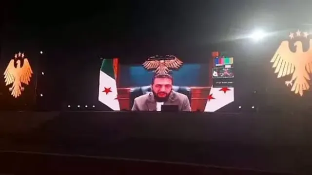 خلال احتفالية إعادة تشغيل مطار دير الزور .. الشرع يعلن حزمة مشاريع تنموية للمحافظات الشرقية