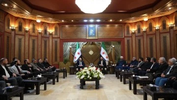 وزير الطاقة يبحث واقع المياه والصرف الصحي في حلب 