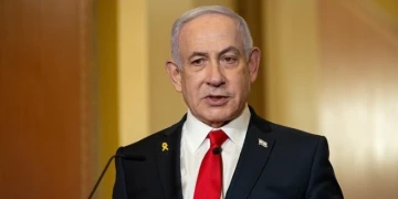 انتقادات إسرائيلية لنتنياهو بعد وقف ضرب إيران