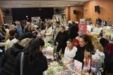 ابداعات النساء في أيام اعياد الميلاد 