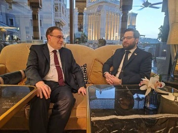 وزير التنمية الإدارية ولقاءات ثنائية مع مسؤولين مصر والأردن 