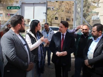 القائم بأعمال السفارة التشيكية يزور محطة تنقية مياه السبينة بريف دمشق 