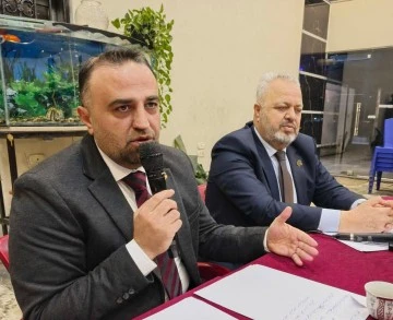 اجتماع غرفة التجارة ورئيس لجنة الأسواق لمتابعة واقع الأسواق 